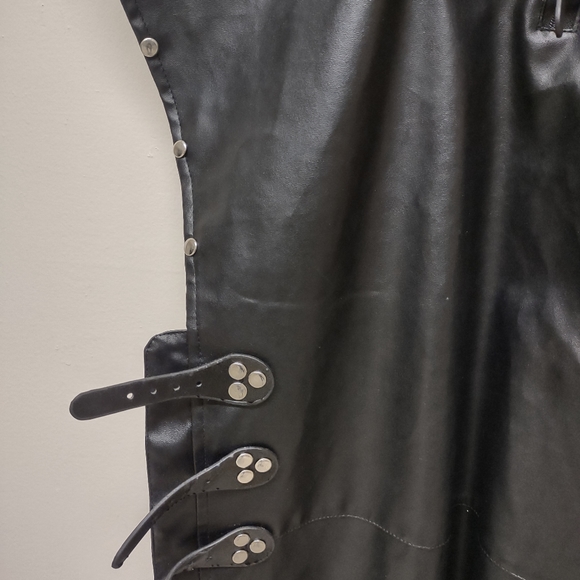 leather Vest - Picture 12 of 14